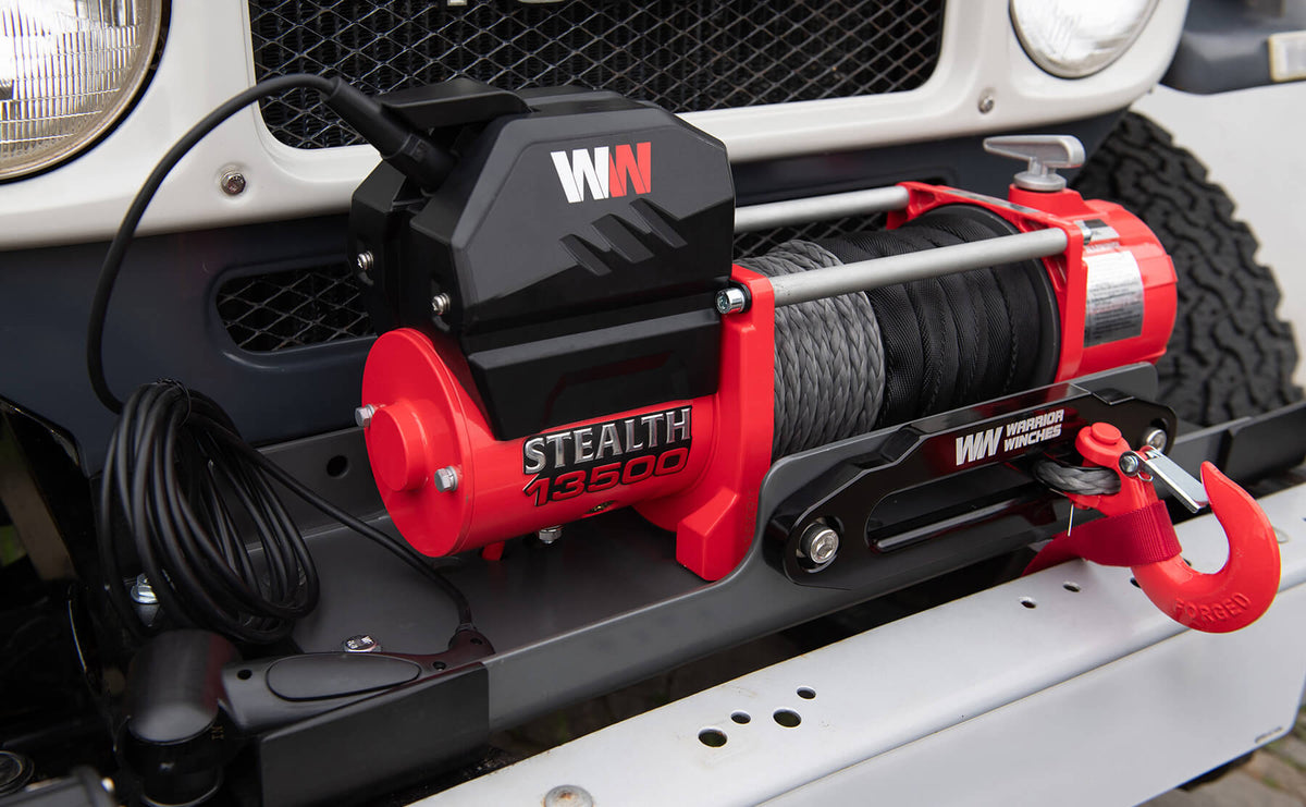 Stealth 13500lb Winch - 12v Synthetic Rope